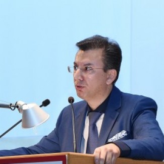 Profile picture of Χρήστος Ι. Τσαρούχης